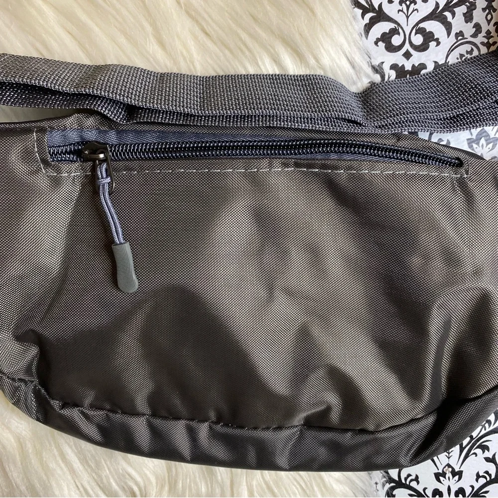 NWT : ‘sport’ label sporty casual adjustable multi-pocket fanny pack waist bag - Picture 5 of 10